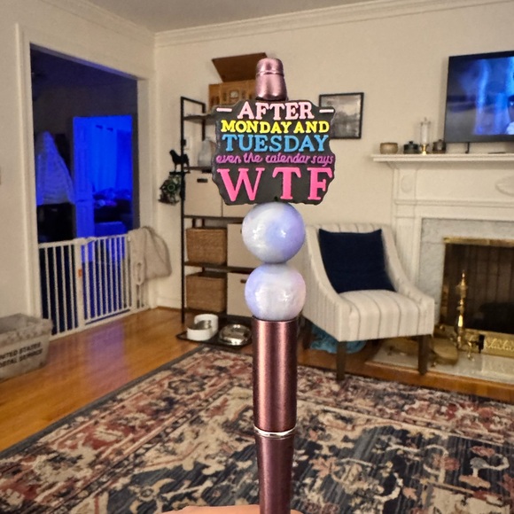 Handmade Pen NEW comes with one refill - Picture 2 of 2